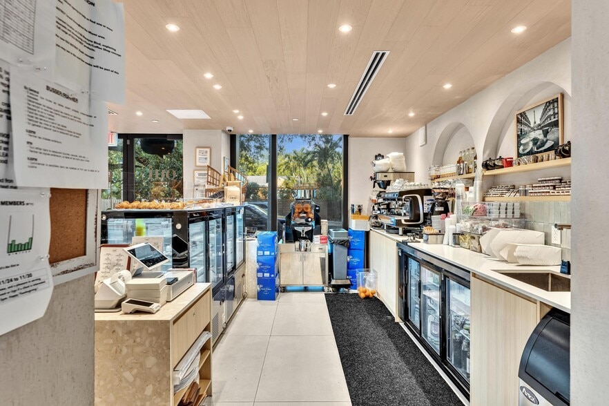 More Photos Of 5700 Biscayne Blvd, Miami Apartments For Lease