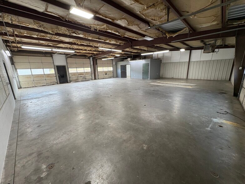 More Photos Of 135 Crow Run, Rockingham Flex For Sale