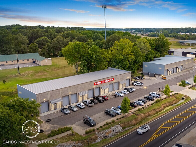 Primary Photo Of 8963 Hwy 178 Hwy, Olive Branch General Retail For Lease