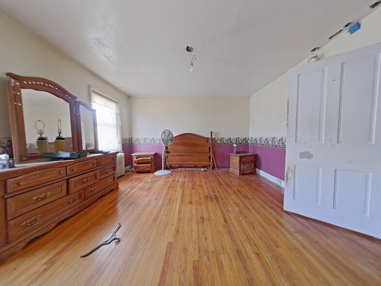 More Photos Of 1622 Womrath St, Philadelphia Apartments For Sale