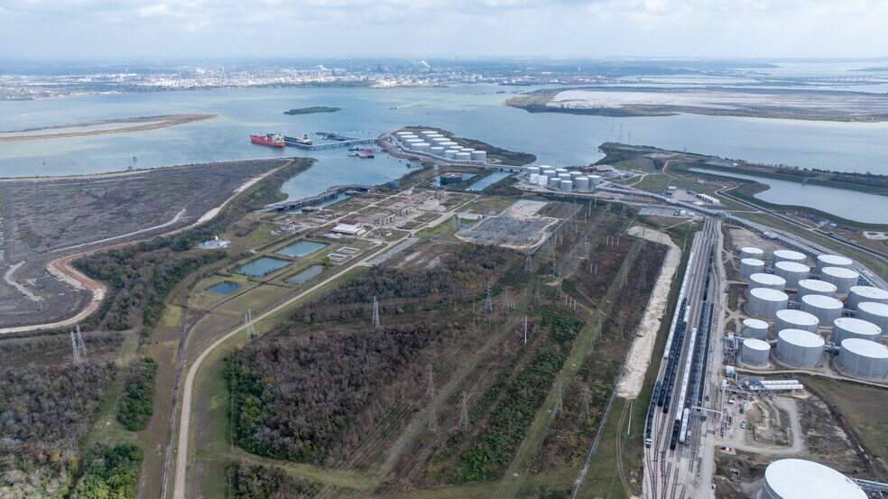 More Photos Of 2012 Miller Cut Off Rd, La Porte Land For Lease