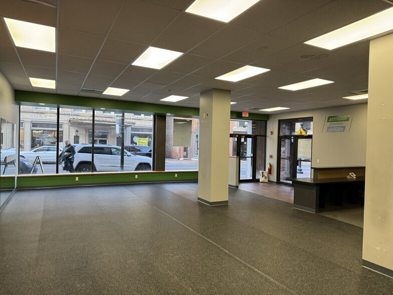 More Photos Of 94 Washington St, Norwalk Apartments For Sale