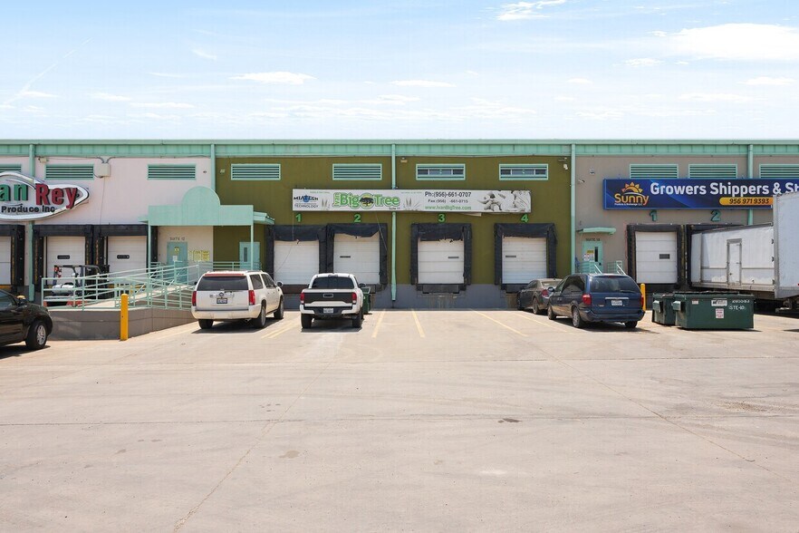 More Photos Of 6500 S 23rd St, McAllen Warehouse For Sale