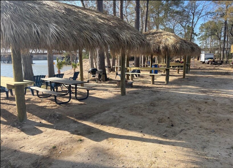 More Photos Of 807 Beaumont hwy, Crosby Land For Sale