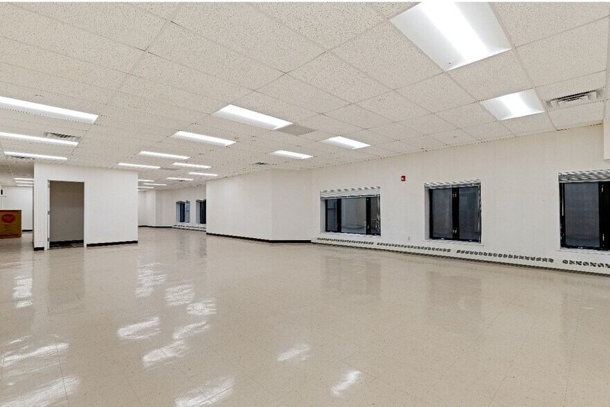 Primary Photo Of 1055 Saint Johns Pl, Brooklyn Apartments For Lease