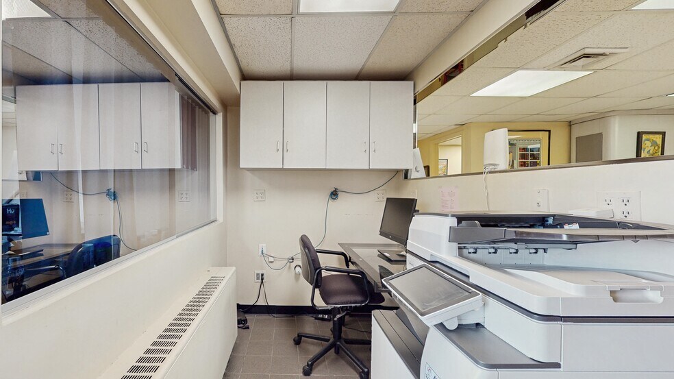 More Photos Of 2185 Lemoine Ave, Fort Lee Apartments For Sale