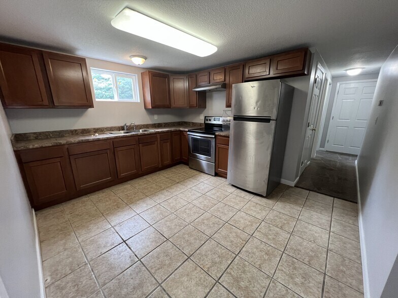 More Photos Of 2271 S Cost a Plenty Rd, Warsaw Apartments For Sale