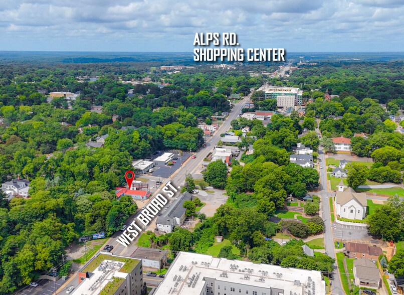 More Photos Of 651 W Broad St, Athens Medical For Lease