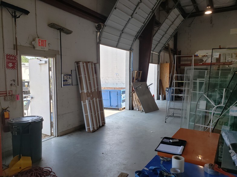 More Photos Of 300 Dominion Dr, Morrisville Light Distribution For Lease