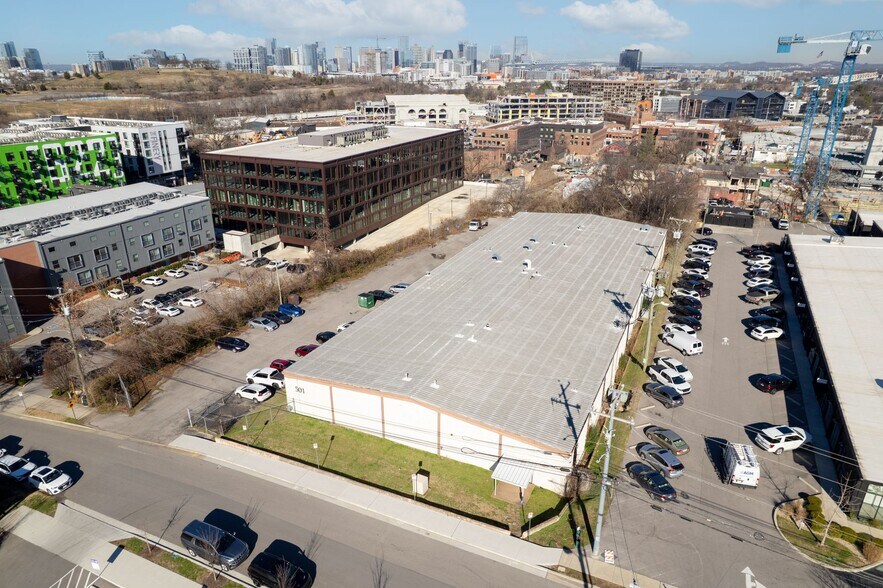 More Photos Of 520 Merritt Ave, Nashville Warehouse For Sale