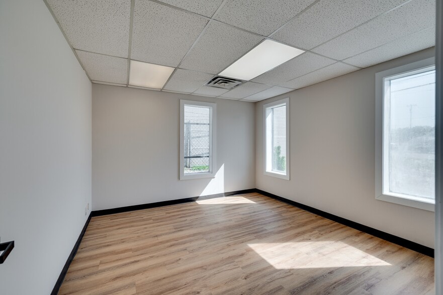 More Photos Of 2703 Grandview Ave, Nashville Office For Sale