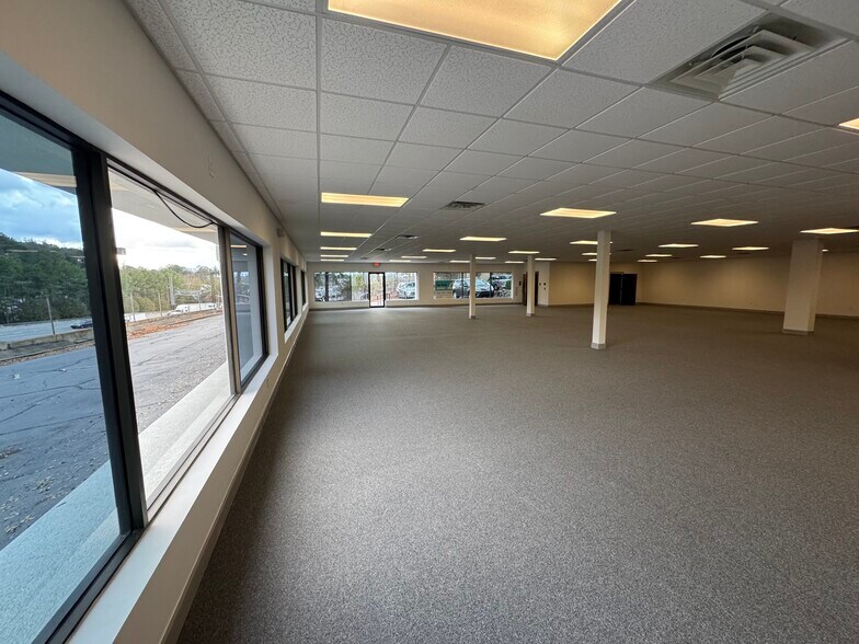 More Photos Of 2707 Buford Hwy, Atlanta Office For Lease