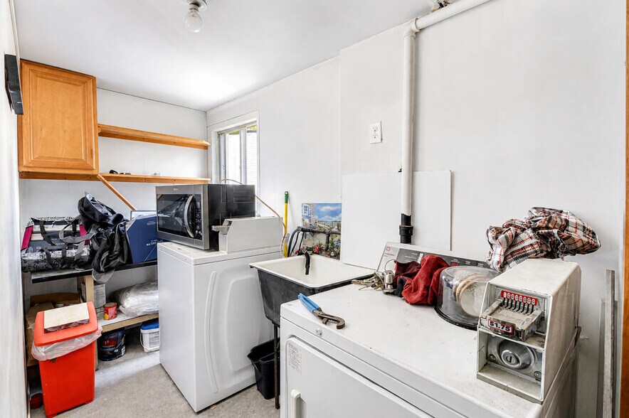 More Photos Of 5834 Fieldston Rd, Bronx Apartments For Sale