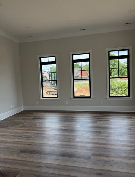 More Photos Of 12418 County Line Rd, Madison Office For Lease