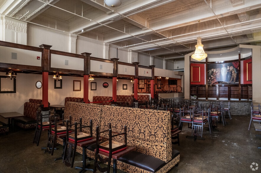 More Photos Of 212 S Elm St, Greensboro Loft Creative Space For Sale