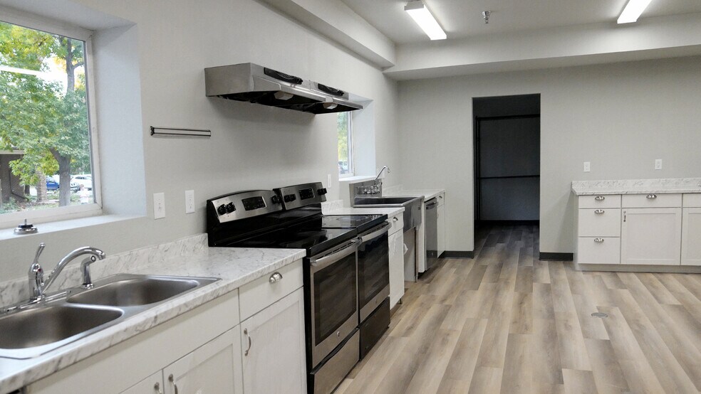 More Photos Of 801 S Shields St, Fort Collins Dormitory For Sale
