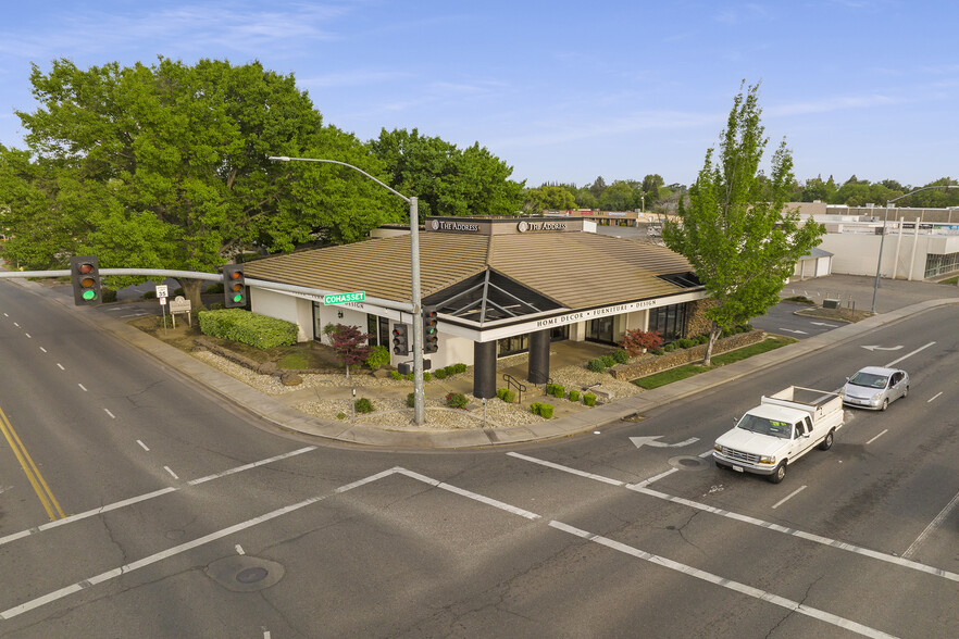 Primary Photo Of 2444 Cohasset Rd, Chico General Retail For Lease