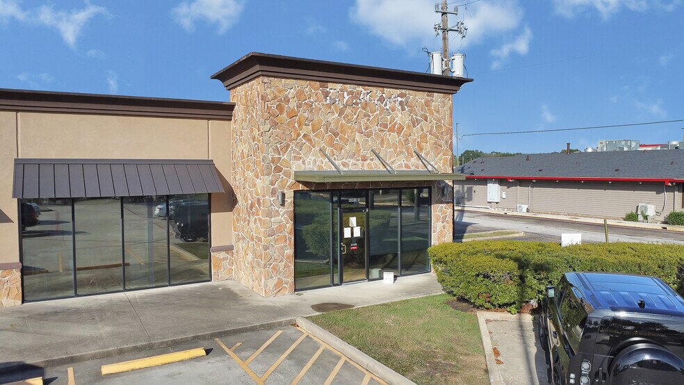 More Photos Of 4001 Spencer Hwy, Pasadena Unknown For Lease