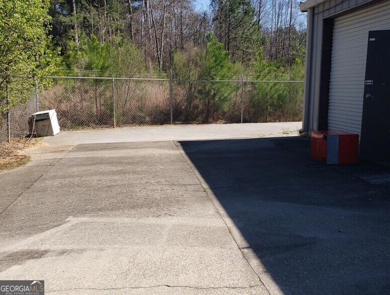 More Photos Of 455 Highway 138 W, Jonesboro Office Residential For Lease