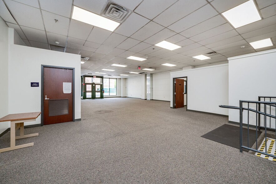 More Photos Of 722 Cherry St, Reading Storefront Retail Office For Lease