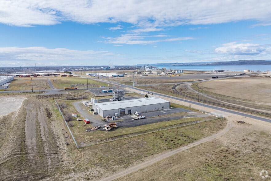 More Photos Of 71722 E Columbia Ave, Boardman Industrial For Sale