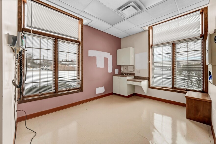 More Photos Of 48 Route 6, Yorktown Heights Medical For Sale