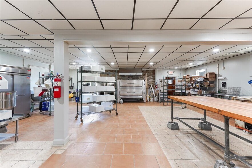 More Photos Of 1470 W Baltimore Pike, Toughkenamon Restaurant For Sale