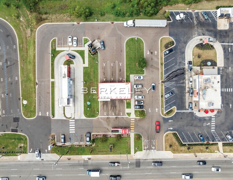 More Photos Of 2041 Whitten Rd, Memphis Auto Repair For Sale