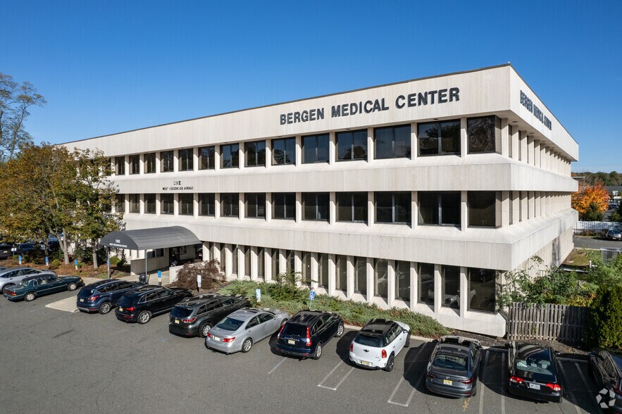 Primary Photo Of 1 W Ridgewood Ave, Paramus Medical For Lease