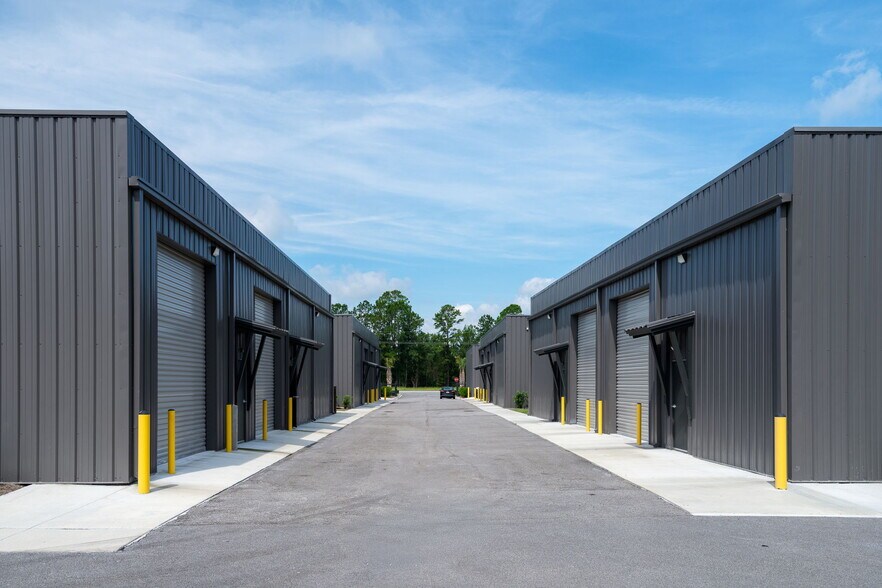 More Photos Of 12362 Speedway Blvd, Hardeeville Light Distribution For Lease