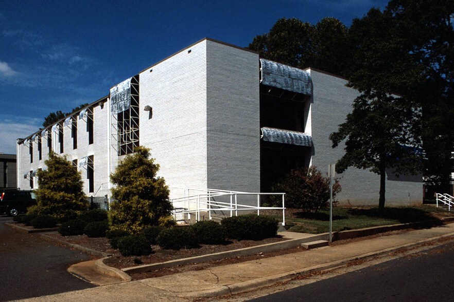 More Photos Of 1960 Randolph Rd, Charlotte Medical For Lease