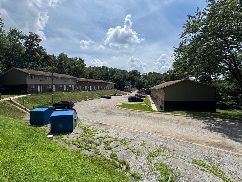 More Photos Of 1700 Paul Ct, Pittsburgh Apartments For Sale