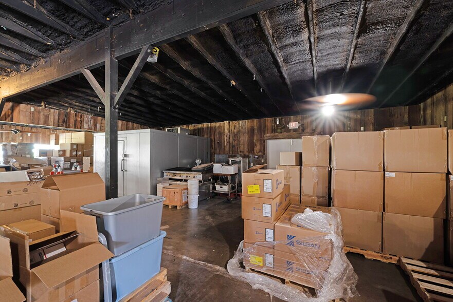 More Photos Of 14395 E Hwy 90A, Gonzales Restaurant For Sale