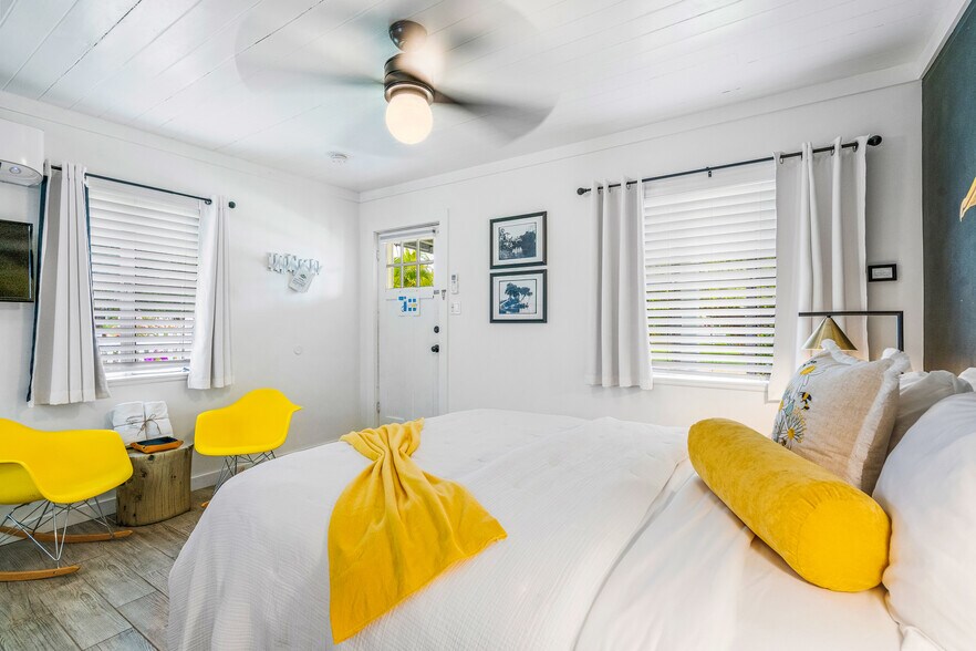 More Photos Of 11450 S Indian River Dr, Sebastian Hotel For Sale