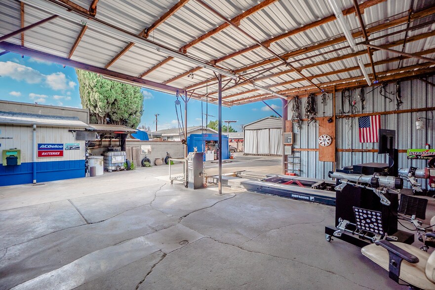 More Photos Of 12211 Hadley St, Whittier Auto Repair For Sale