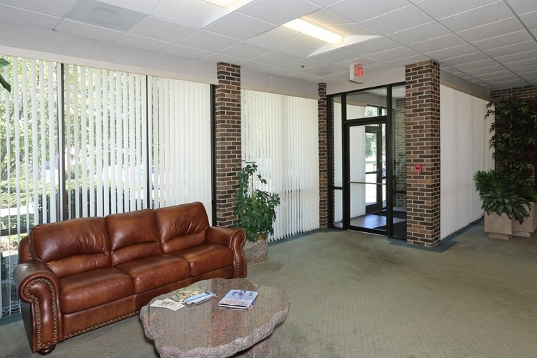 More Photos Of 1515 N Sanborn Blvd, Mitchell Office For Sale