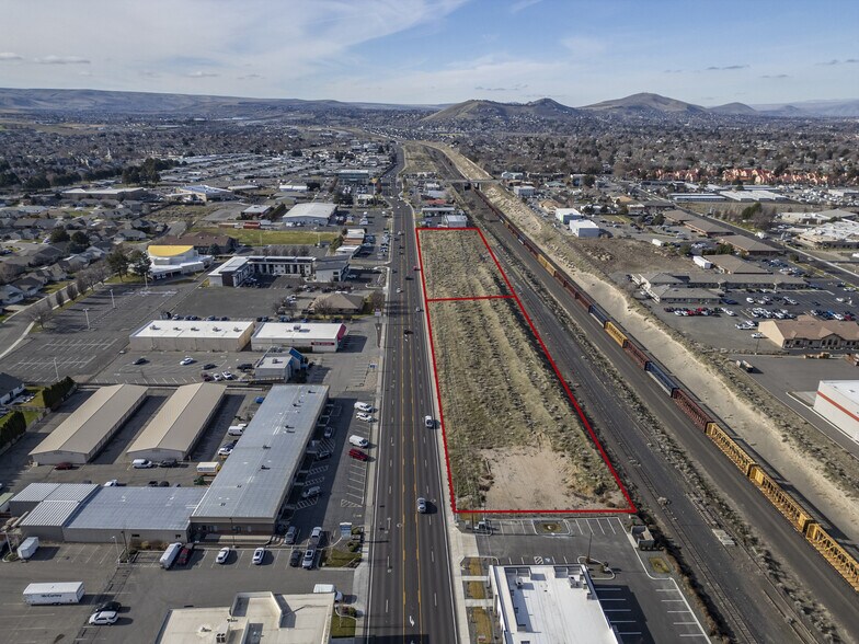 More Photos Of NKA W Clearwater Ave, Kennewick Land For Sale