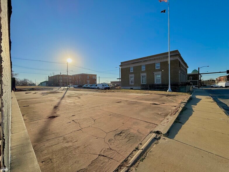 More Photos Of 112 Lincoln ave, Chanute Land For Sale