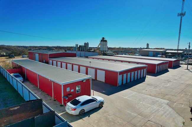 Primary Photo Of 6820 S Sunnylane Rd, Oklahoma City Self Storage For Sale