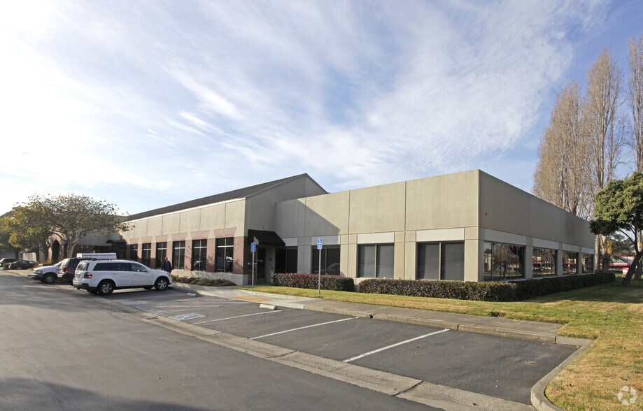 More Photos Of 300 Wind River Way, Alameda Unknown For Lease