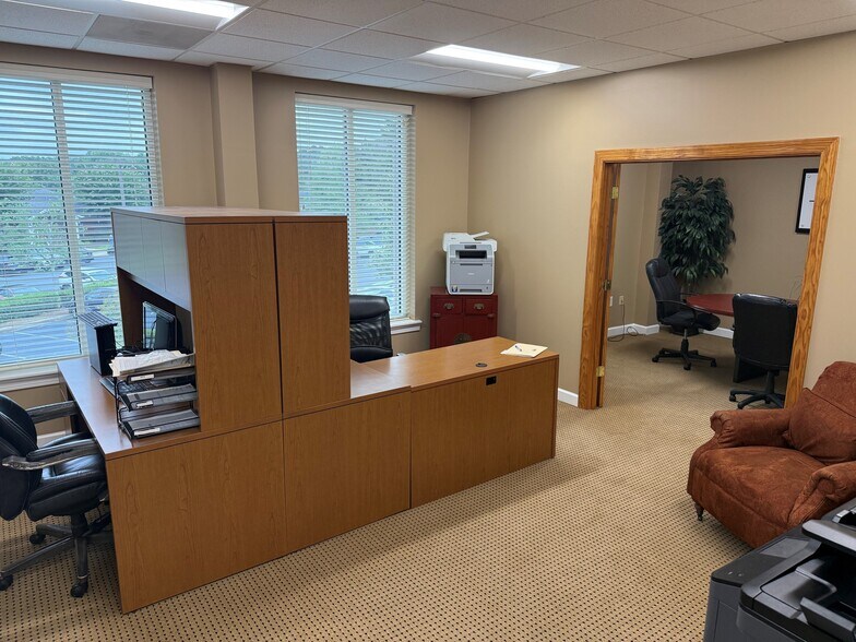 More Photos Of 2435 Plantation Center Dr, Matthews Medical For Lease