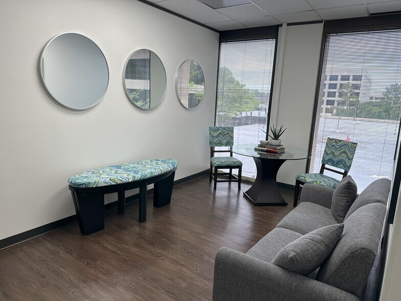 More Photos Of 550 Post Oak Blvd, Houston Office For Lease