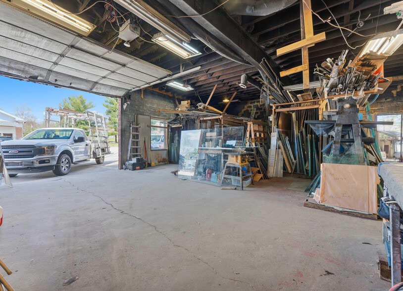 More Photos Of 365-371 S Mount Vernon Ave, Uniontown Freestanding For Sale