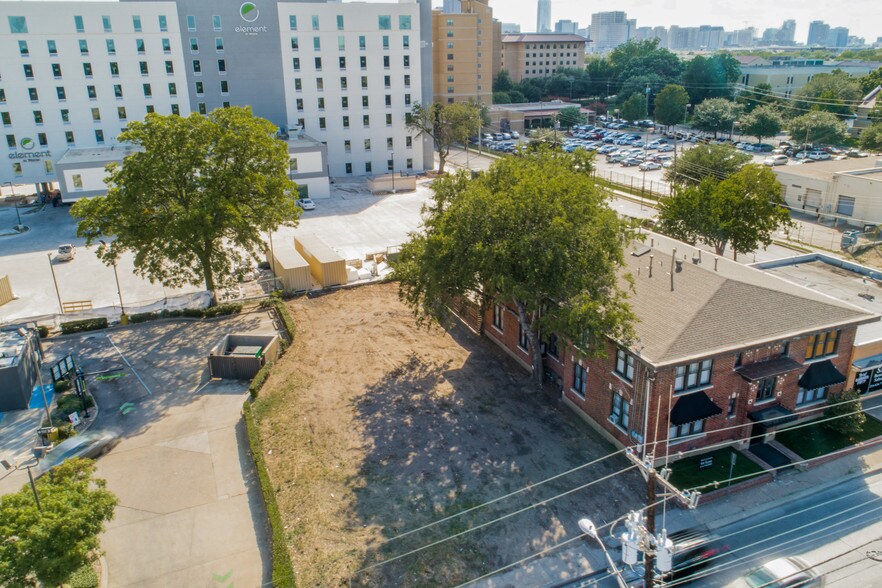 More Photos Of 911 N Haskell Ave, Dallas Land For Sale