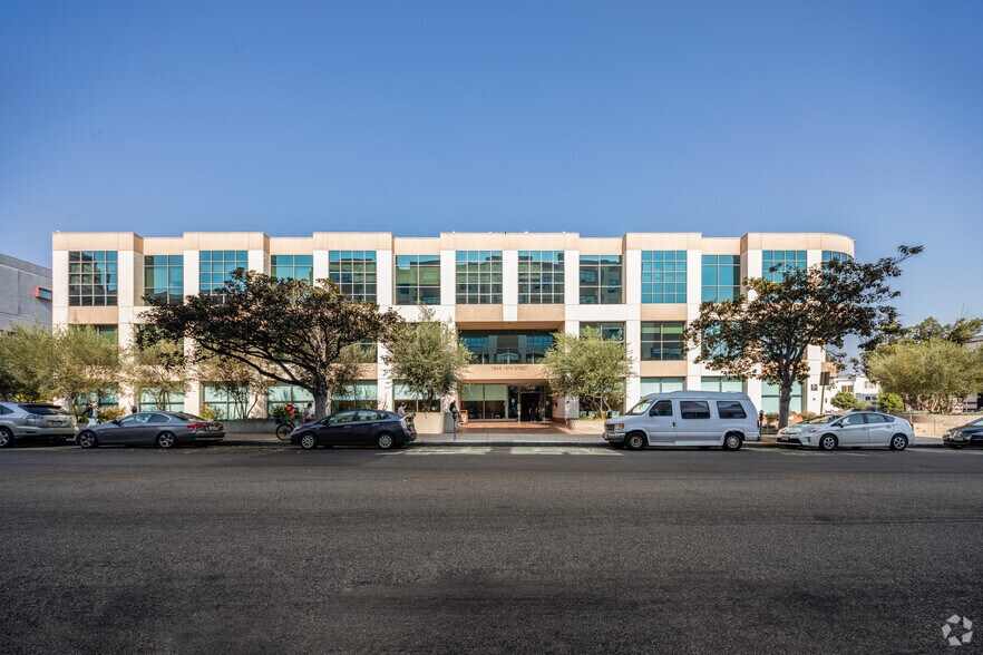 More Photos Of 1245 16th St, Santa Monica Medical For Lease