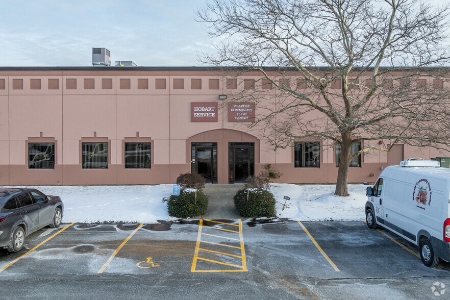 More Photos Of 24 Walpole Park S, Walpole Warehouse For Lease