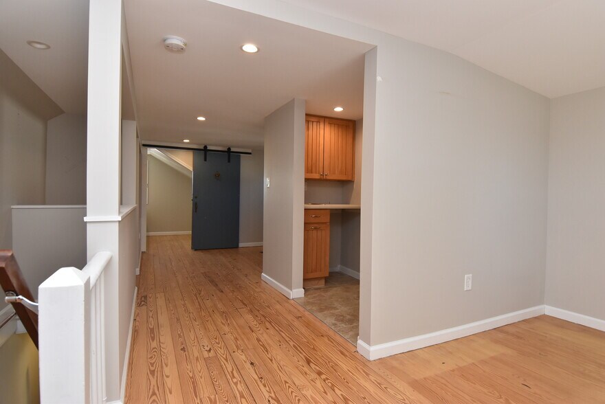 More Photos Of 18355 Coastal Hwy, Lewes Office For Lease