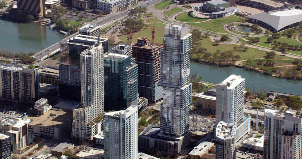 More Photos Of 601 W 2nd St, Austin Office For Lease