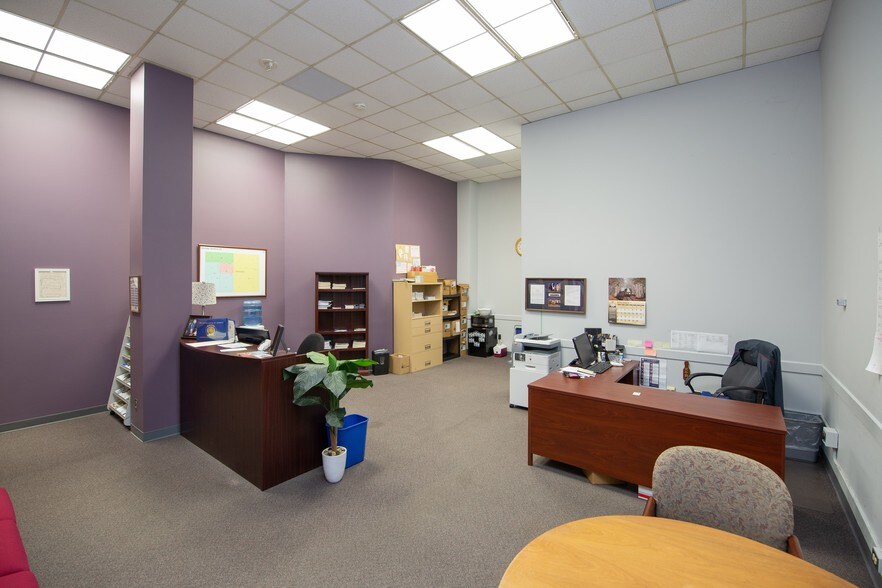 More Photos Of 151 S Rose St, Kalamazoo Office For Sale
