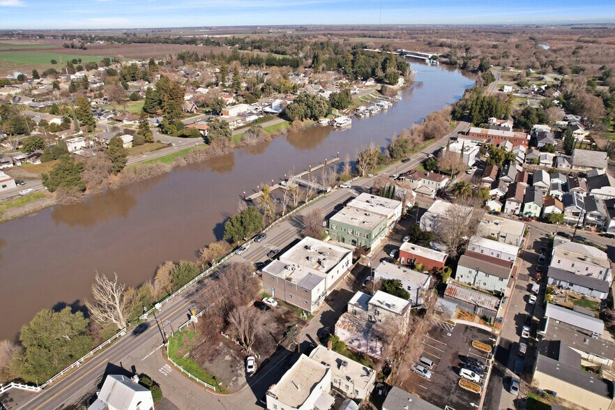 More Photos Of 14144 Market St, Walnut Grove Storefront For Sale